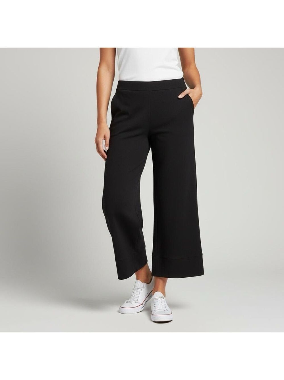 BP. Black Wide Leg Cropped Knit Culotte Pants - Size Medium
